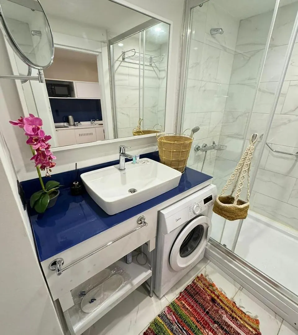 Spend Your Time In Batumi In Orbi City N4